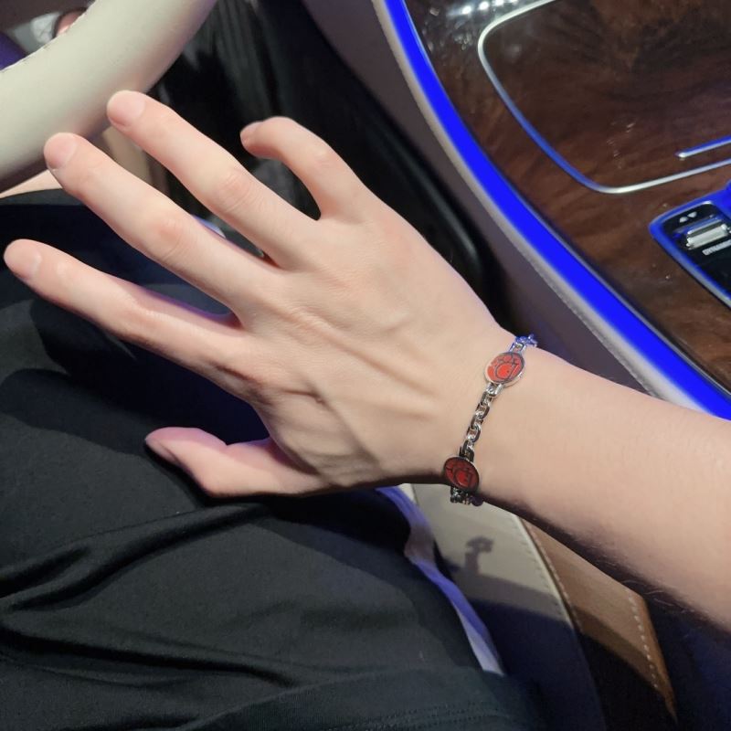 chr1st1an D10r bracelets